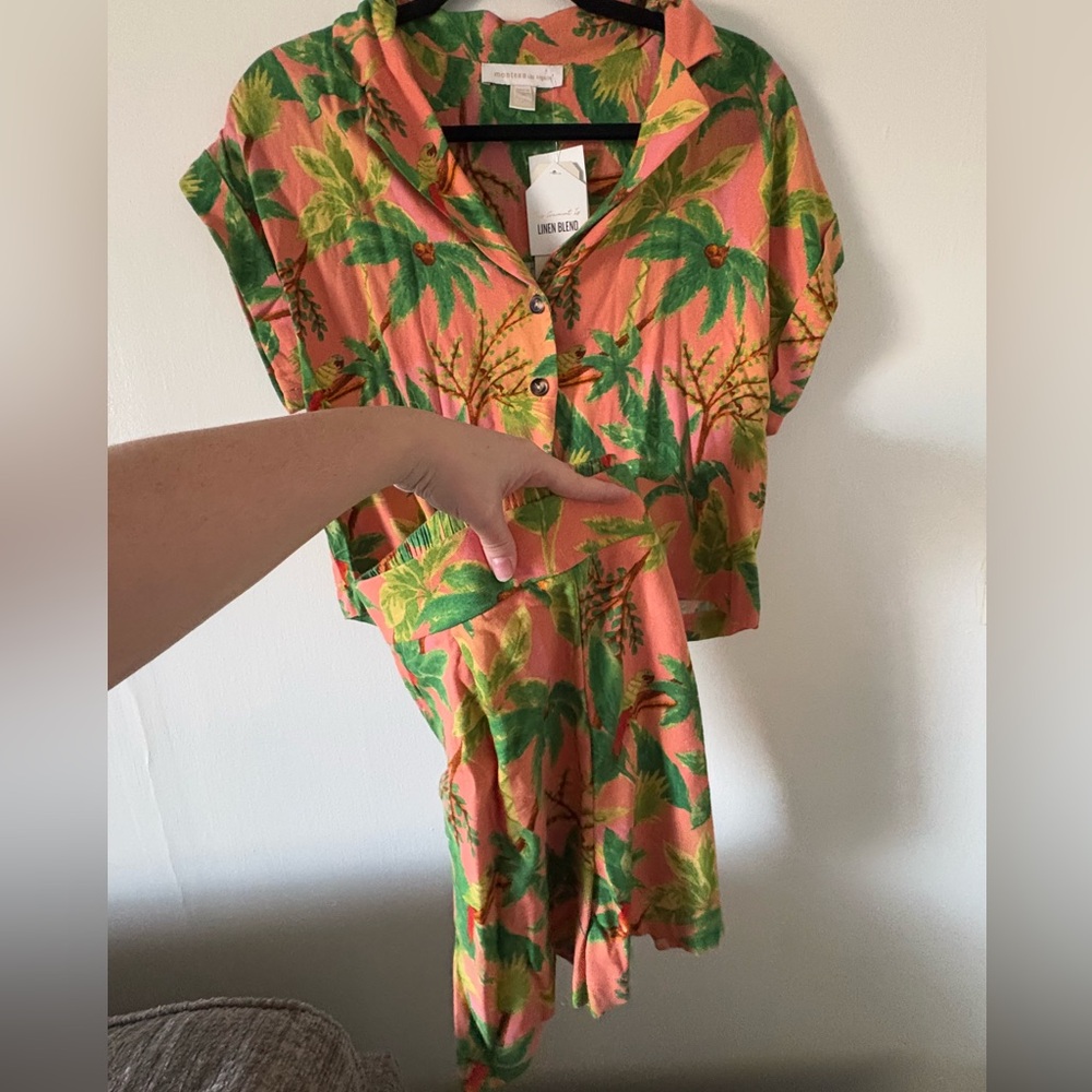 Women’s Tropical Short Sleeve + Shorts Set